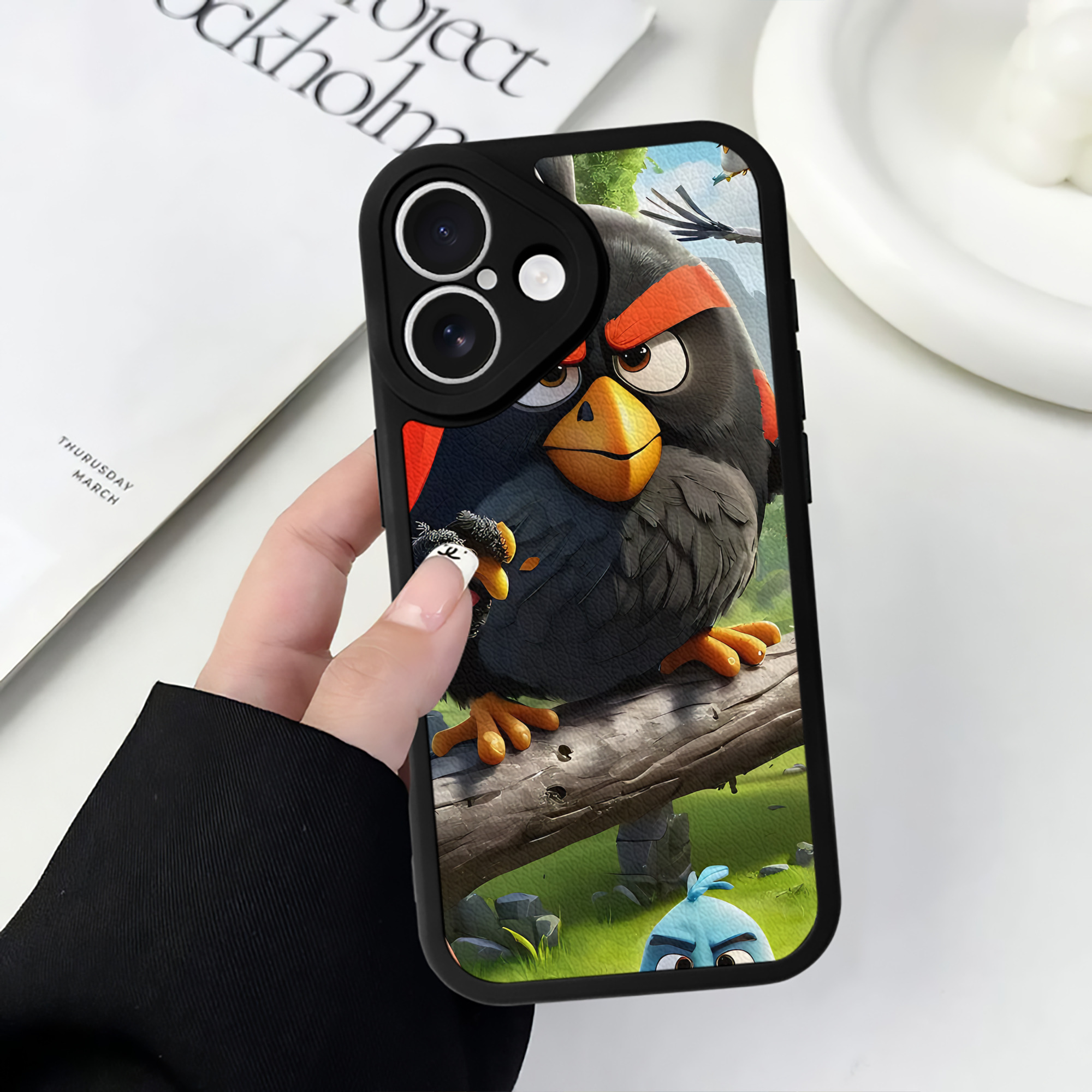（画像用） Angry Birds アングリーバード 【iPhone 16シリーズ対応】シリコンスマホケース（レザー調） 材質：シリコン